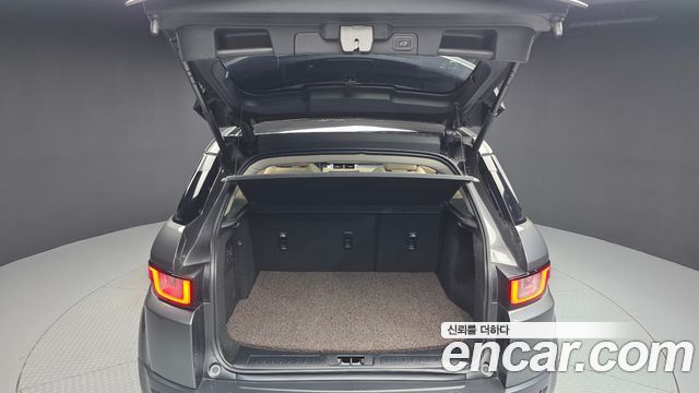 Land Rover Range Rover Evoque 2.0 TD4 SE 2018 — фото 20