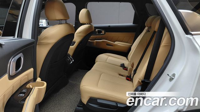 Kia Sorento (IV) HEV 1.6 2WD Noblesse 2023 — фото 12