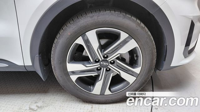 Kia Sorento (IV) HEV 1.6 2WD Noblesse 2023 — фото 21