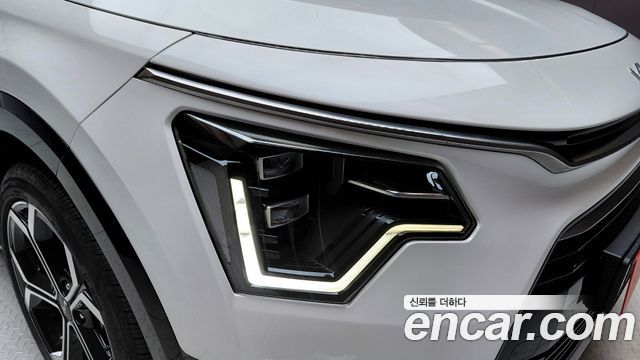 Kia Niro Prestige 2022 — фото 22