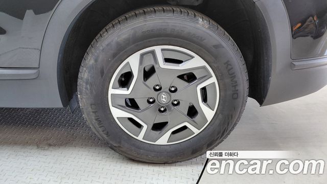 Hyundai Santa Fe HEV 1.6 2WD Exclusive 2023 — фото 21