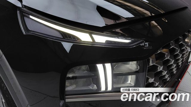 Hyundai Santa Fe HEV 1.6 2WD Exclusive 2023 — фото 22