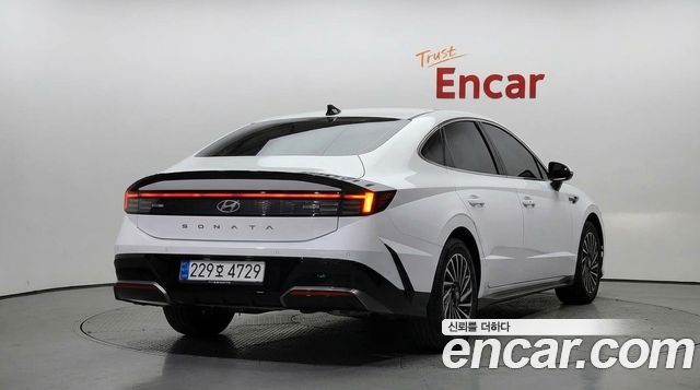 Hyundai Sonata The Edge Hybrid (DN8) Premium 2024 — фото 2