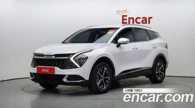 Kia Sportage Hybrid (V) Signature 4WD 2023 — фото 1