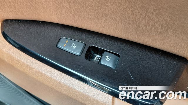 Kia Sportage Hybrid (V) Signature 4WD 2023 — фото 30