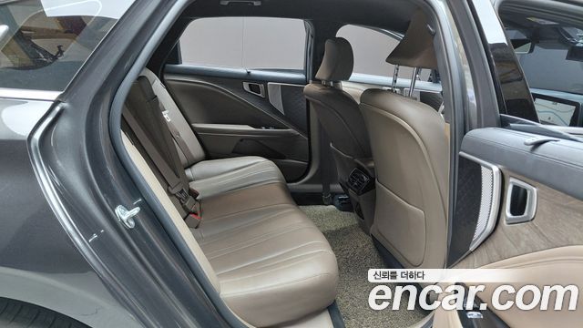 Kia K8 2.5 Gasoline 2WD Noblesse 2023 — фото 11