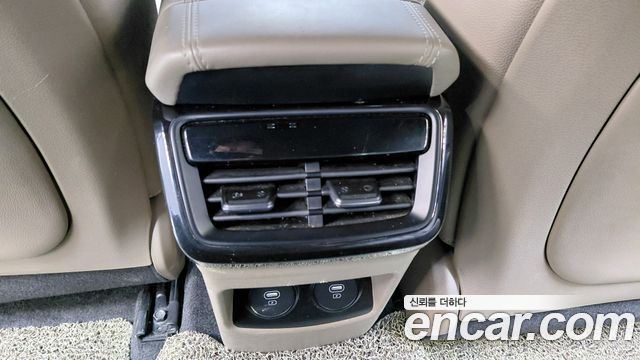 Kia K8 2.5 Gasoline 2WD Noblesse 2023 — фото 20