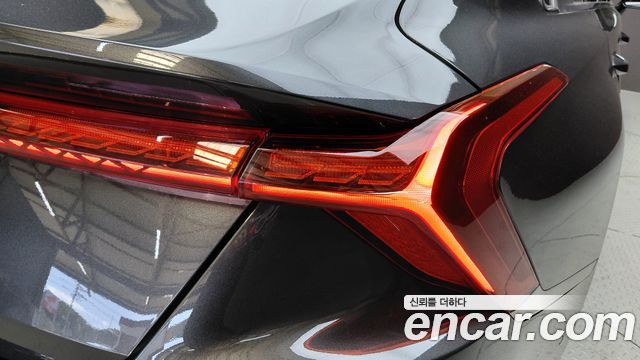 Kia K8 2.5 Gasoline 2WD Noblesse 2023 — фото 23