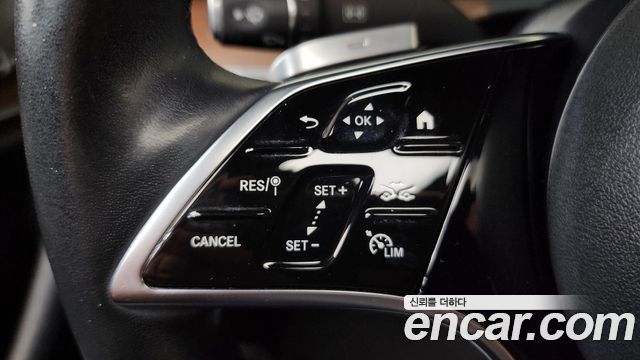 Mercedes-Benz E-Class (W213) E300e 4MATIC Exclusive 2021 — фото 16