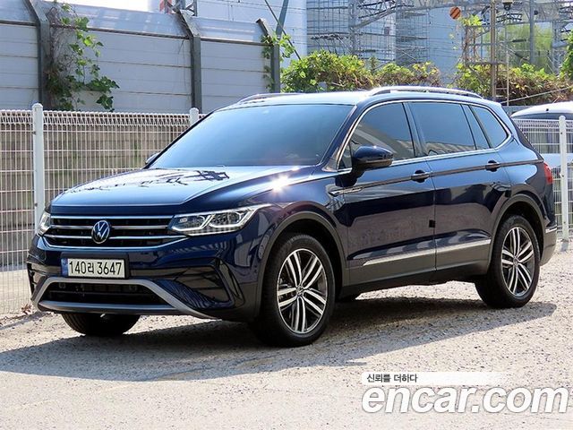 Volkswagen Tiguan Allspace 2.0 TSI Prestige 2023 — фото 1