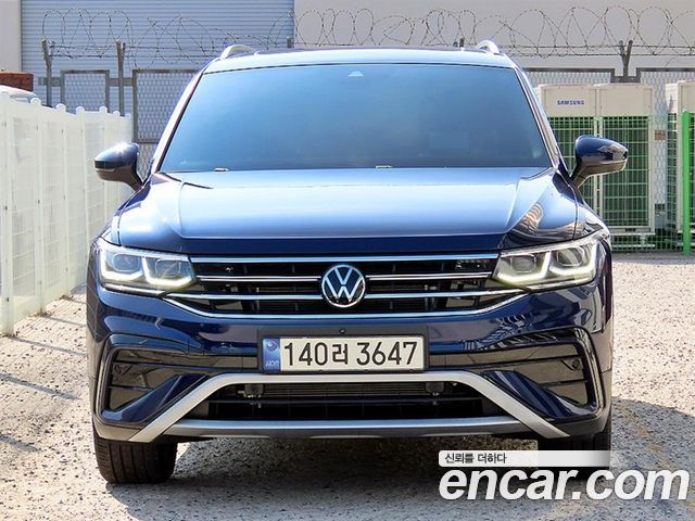 Volkswagen Tiguan Allspace 2.0 TSI Prestige 2023 — фото 2