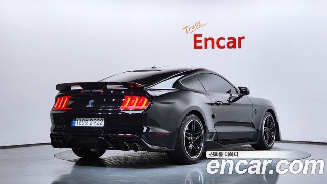 Ford Mustang GT Coupe 2020 — фото 2