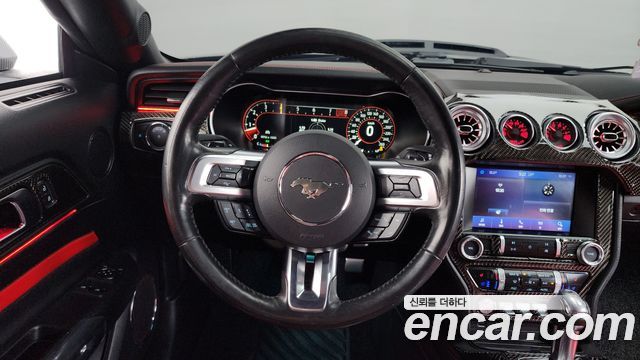 Ford Mustang GT Coupe 2020 — фото 13