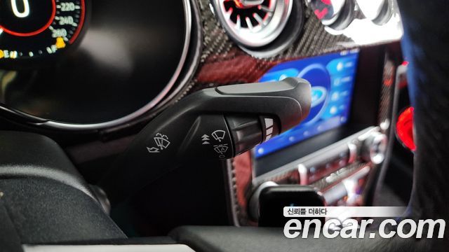 Ford Mustang GT Coupe 2020 — фото 19