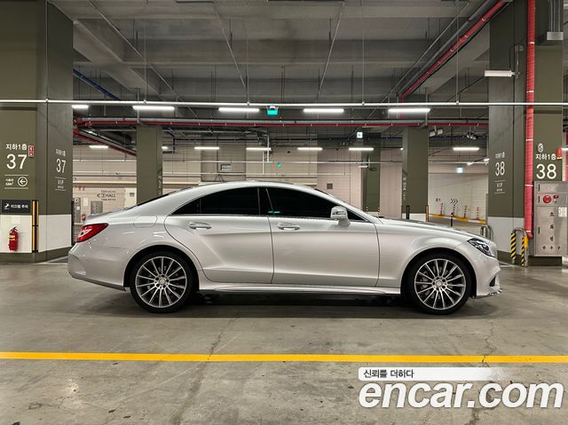 Mercedes-Benz CLS-Class (W218) CLS400 2017 — фото 6