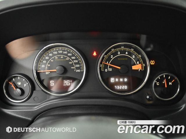 Jeep Compass 2.4 Limited 1st 2014 — фото 8