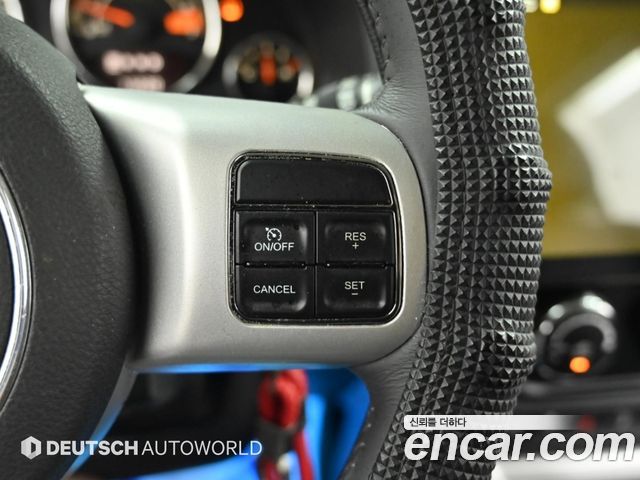 Jeep Compass 2.4 Limited 1st 2014 — фото 20