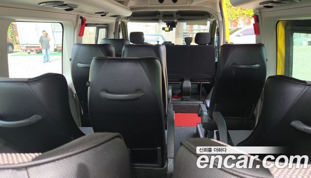 Renault Korea Master School Bus 15-Seater 2020 — фото 16