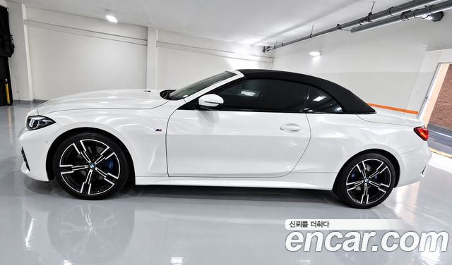 BMW 4 Series (G22) 420i M Sport Convertible 2022 — фото 3