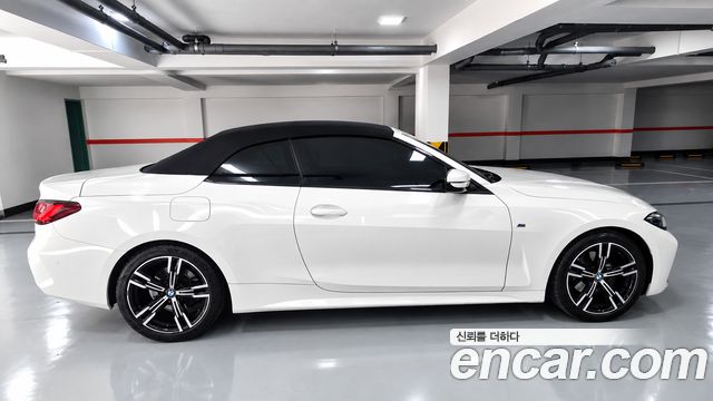 BMW 4 Series (G22) 420i M Sport Convertible 2022 — фото 4