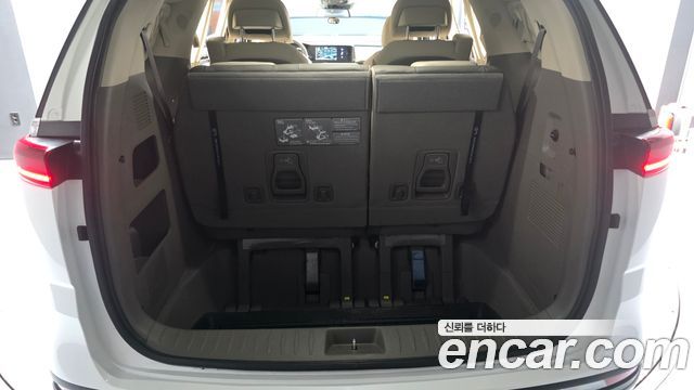 Kia Carnival (IV) Gasoline 7-Seater Hi-Limousine Signature 2023 — фото 24