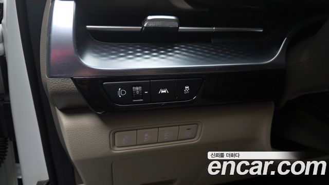 Kia Carnival (IV) Gasoline 7-Seater Hi-Limousine Signature 2023 — фото 39