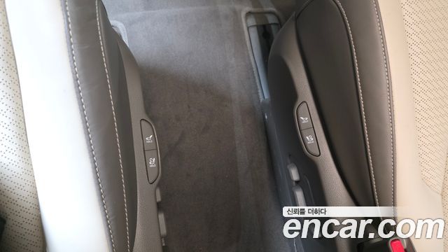 Kia Carnival (IV) Gasoline 7-Seater Hi-Limousine Signature 2023 — фото 41