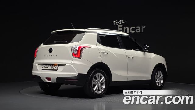 KG Mobility (SsangYong) Tivoli VX 2WD 2015 — фото 2