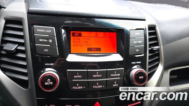 KG Mobility (SsangYong) Tivoli VX 2WD 2015 — фото 14