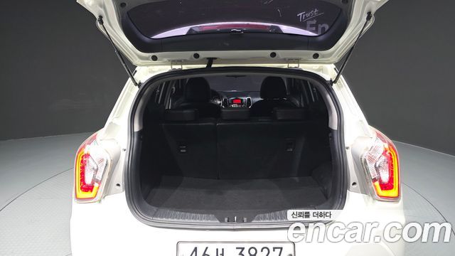 KG Mobility (SsangYong) Tivoli VX 2WD 2015 — фото 20