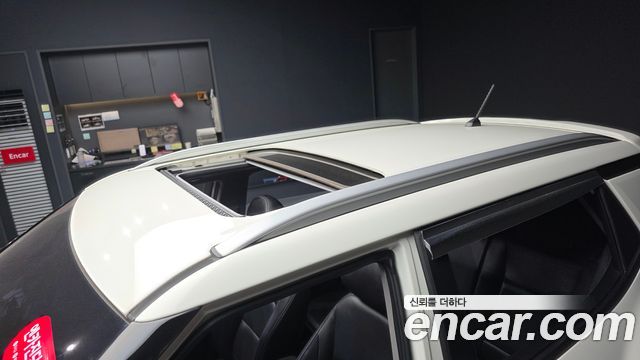 KG Mobility (SsangYong) Tivoli VX 2WD 2015 — фото 30