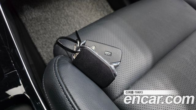 Kia K7 Premier 2.5 GDI Noblesse 2020 — фото 15