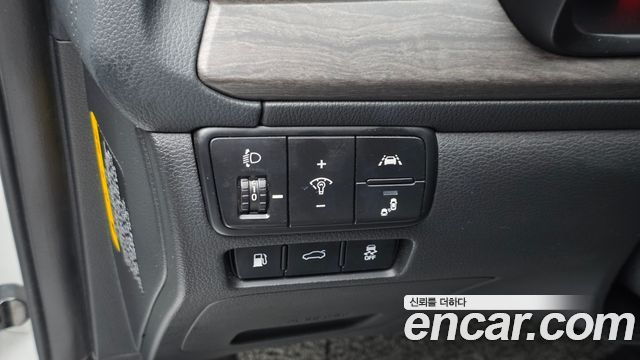 Kia K7 Premier 2.5 GDI Noblesse 2020 — фото 28