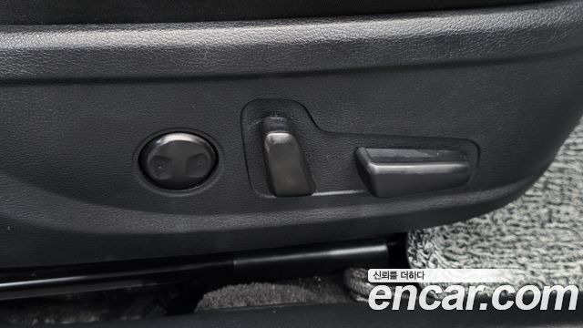 Kia K7 Premier 2.5 GDI Noblesse 2020 — фото 31