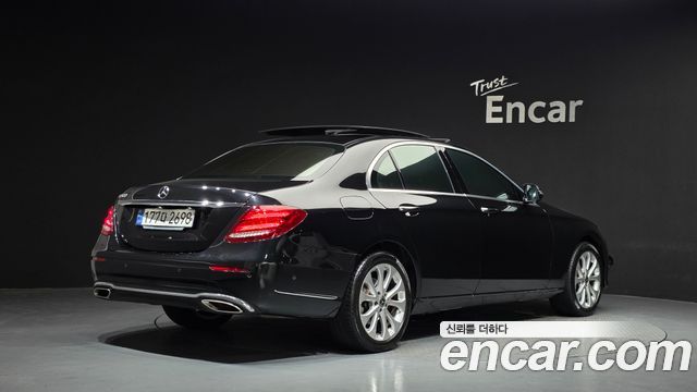 Mercedes-Benz E-Class (W213) E300 Exclusive 2019 — фото 2