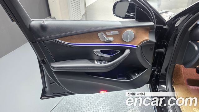 Mercedes-Benz E-Class (W213) E300 Exclusive 2019 — фото 24