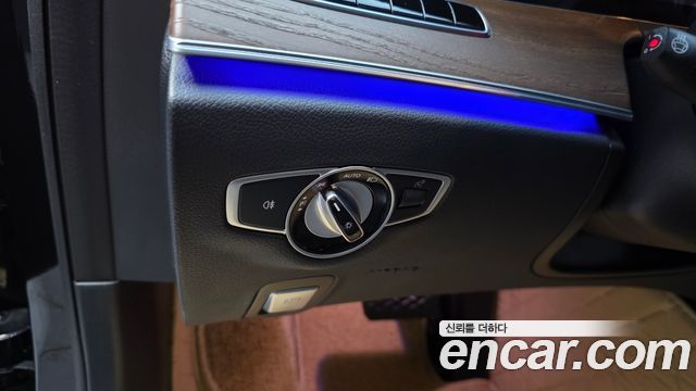 Mercedes-Benz E-Class (W213) E300 Exclusive 2019 — фото 30
