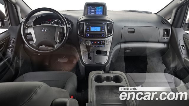 Hyundai Grand Starex Van 3-Seater Smart 2021 — фото 7