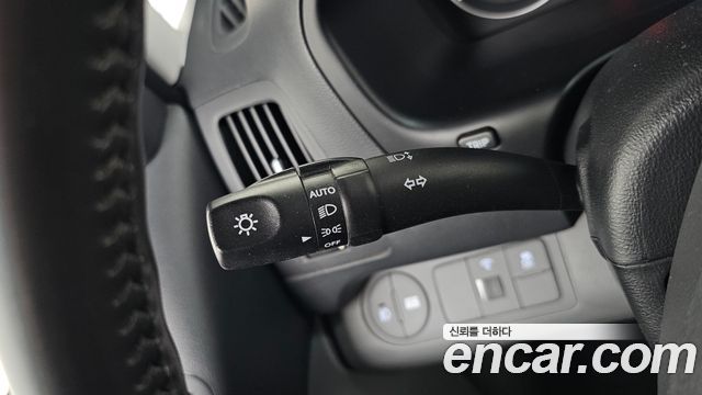 Hyundai Grand Starex Van 3-Seater Smart 2021 — фото 27