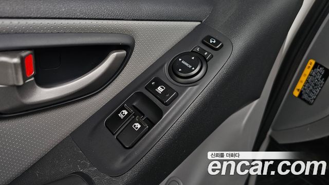 Hyundai Grand Starex Van 3-Seater Smart 2021 — фото 28