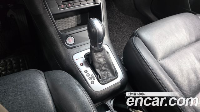 Volkswagen Tiguan 2.0 TDI Comfort 5N 2015 — фото 9