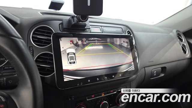 Volkswagen Tiguan 2.0 TDI Comfort 5N 2015 — фото 14