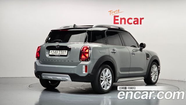 MINI Cooper Countryman Classic Plus Lite 2nd 2022 — фото 2