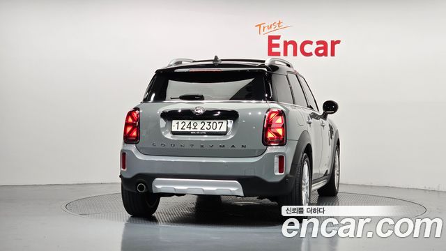 MINI Cooper Countryman Classic Plus Lite 2nd 2022 — фото 4