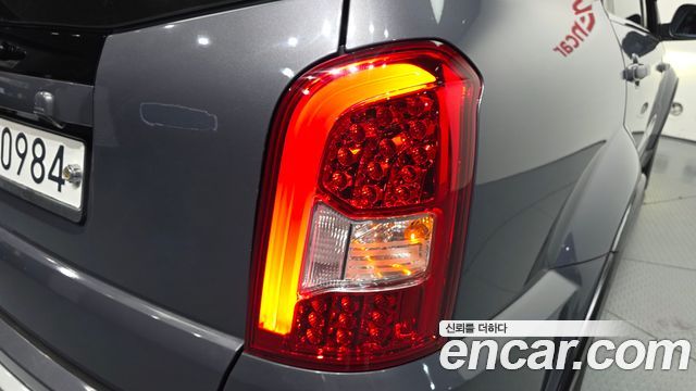 KG Mobility (SsangYong) Rexton W 2.2 4WD RX7 Prestige 2016 — фото 23
