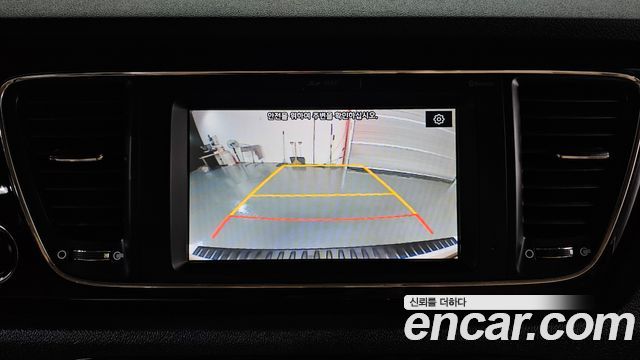 Kia Carnival 9-Seater Prstige 2019 — фото 16