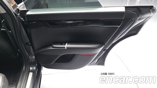 Hyundai Grandeur Hybrid (GN7) Calligraphy 2023 — фото 25