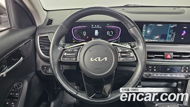 Kia Seltos Gasoline 2.0 2WD Gravity 2023 — фото 12