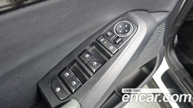 Kia Seltos Gasoline 2.0 2WD Gravity 2023 — фото 17