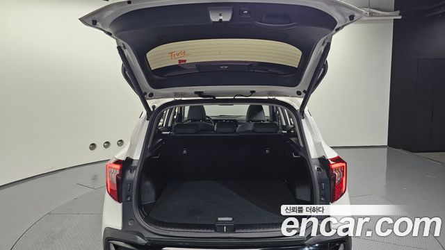 Kia Seltos Gasoline 2.0 2WD Gravity 2023 — фото 20